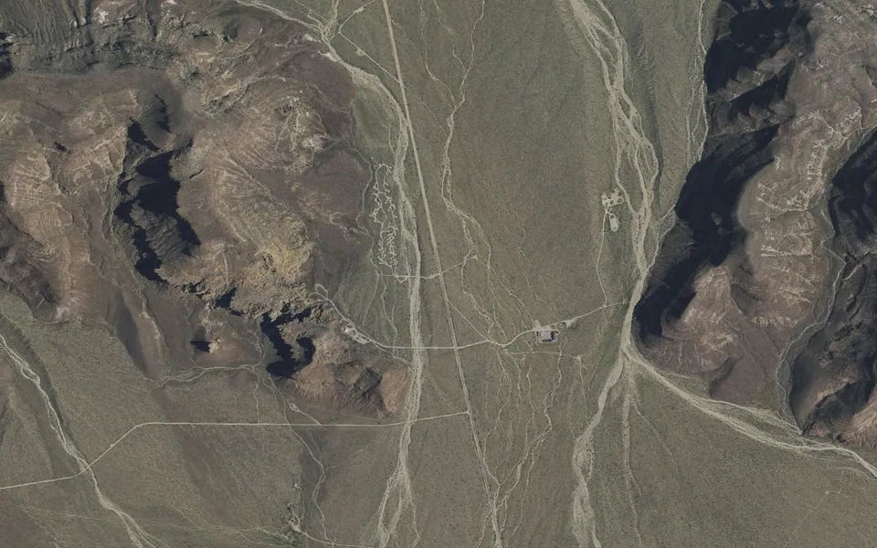 Aerial view centered on Hole-in-the-Wall Campground