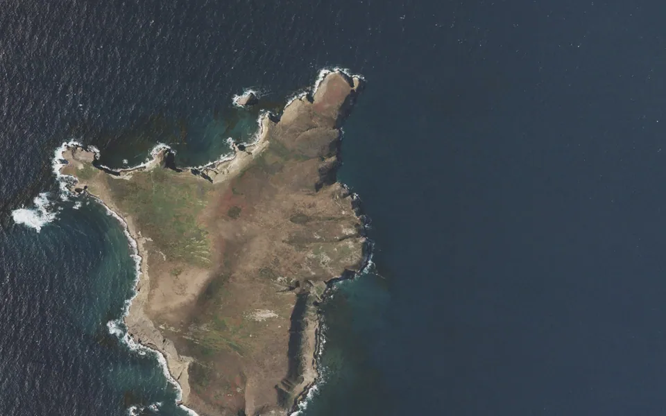 Aerial view centered on SANTA BARBARA ISLAND
