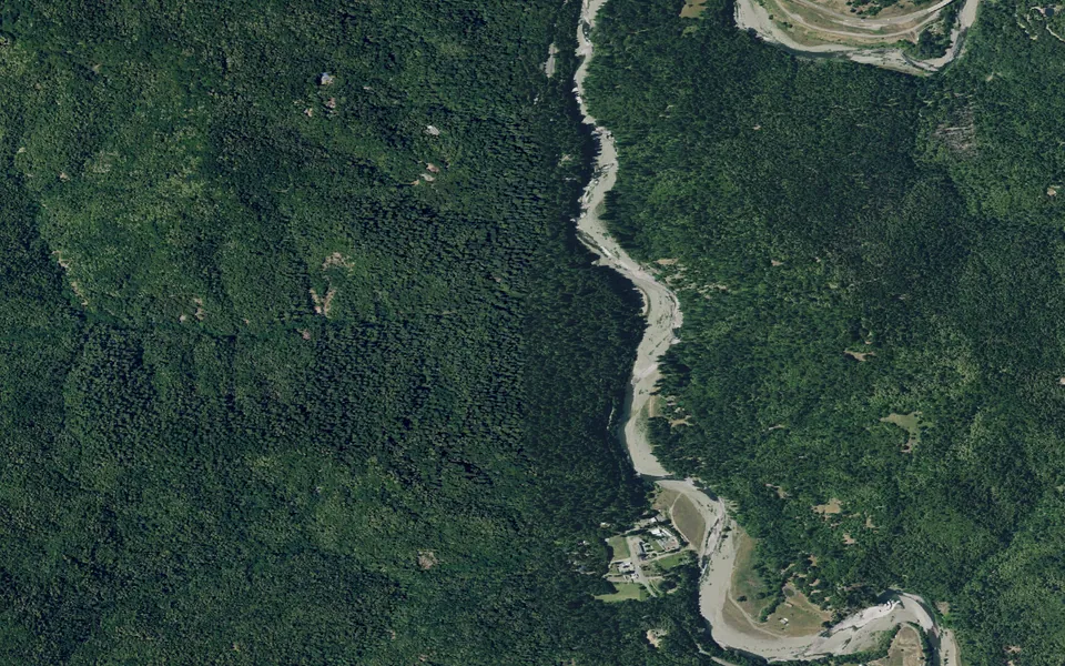 Aerial view centered on Madrone Campground