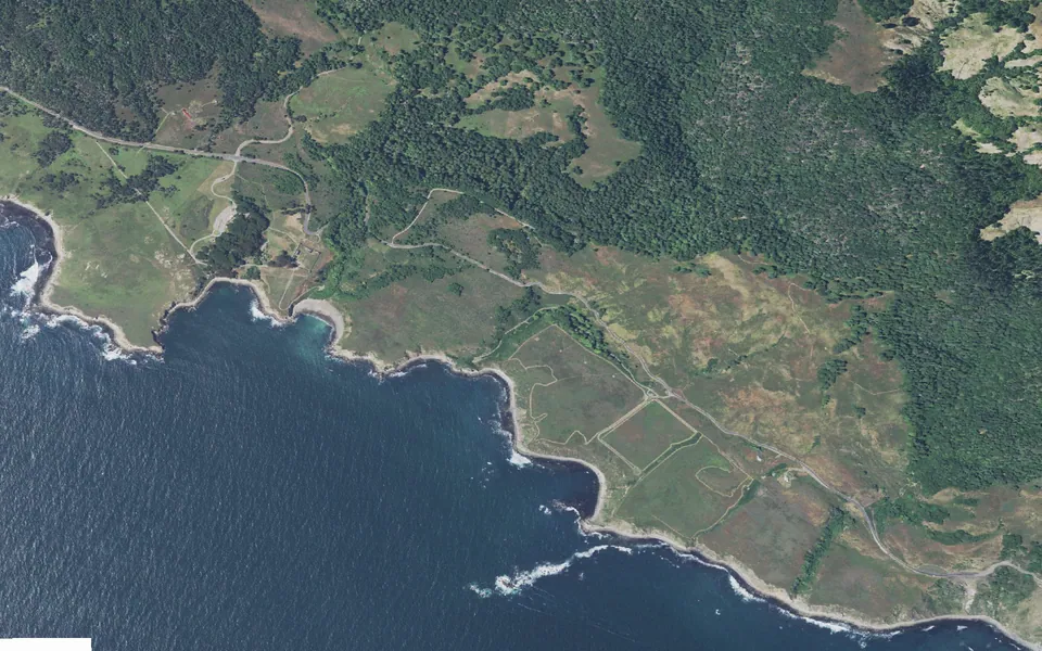 Aerial view centered on Reef Campground