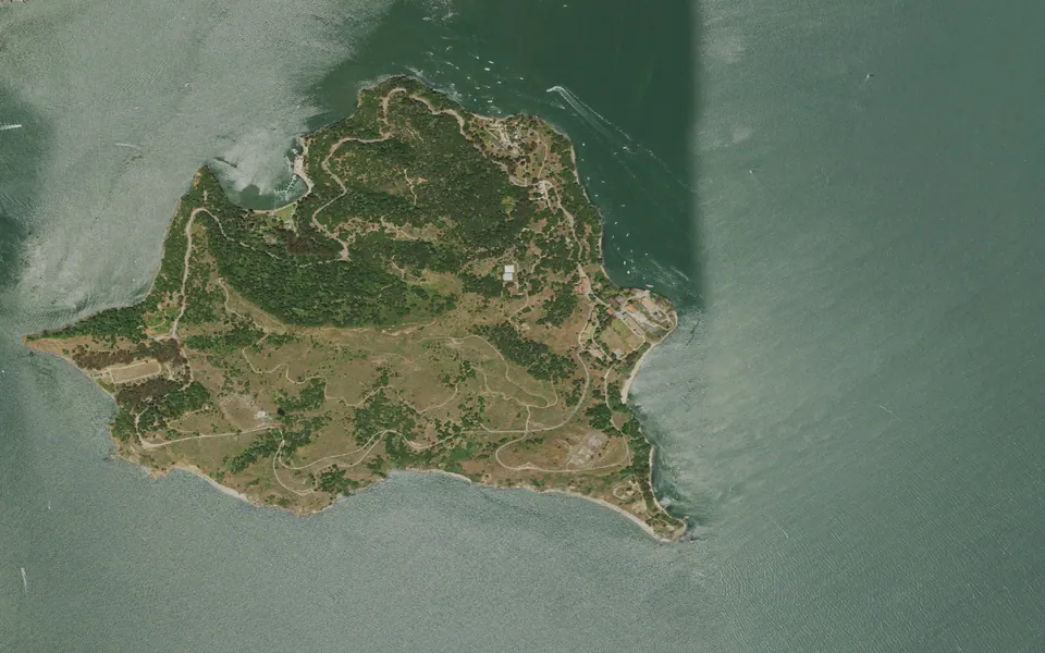 Aerial view centered on Sunrise