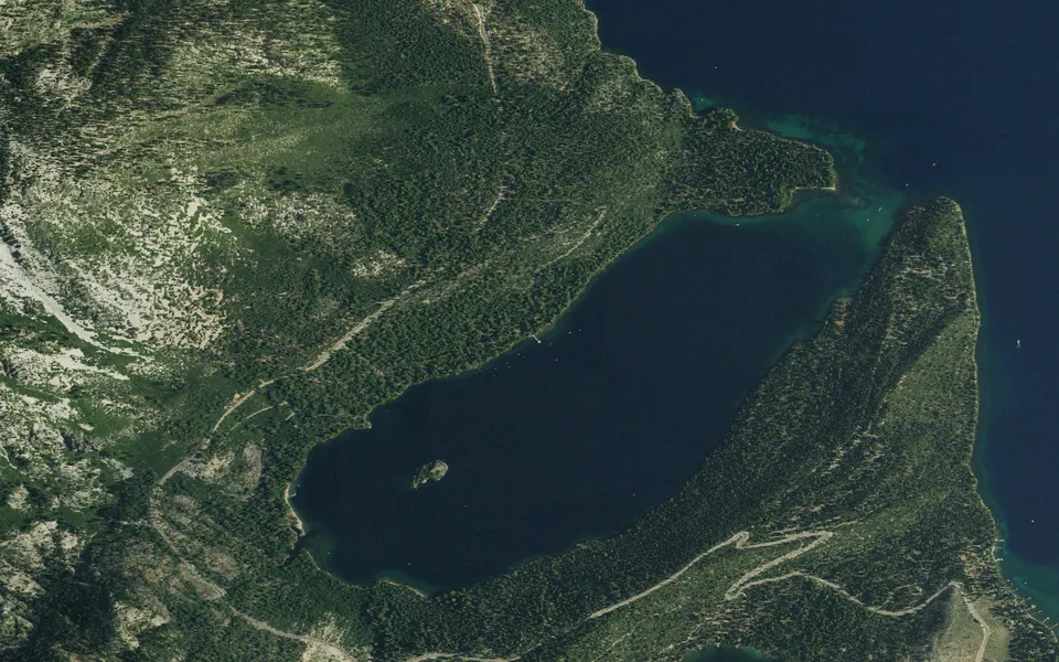 Aerial view centered on Emerald Bay Boat Camp