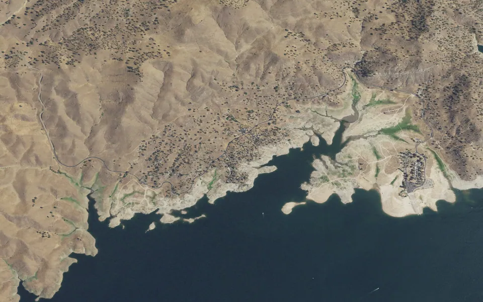Aerial view centered on Mono Campground