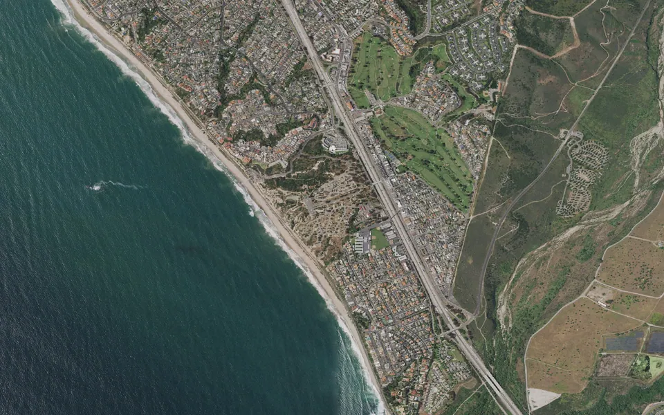 Aerial view centered on San Clemente Campground