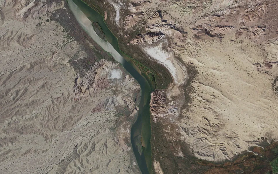 Aerial view centered on 4 S Beach Camp