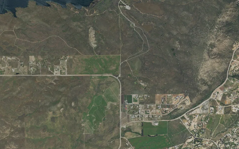 Aerial view centered on Lake Skinner Recreation Area Campground