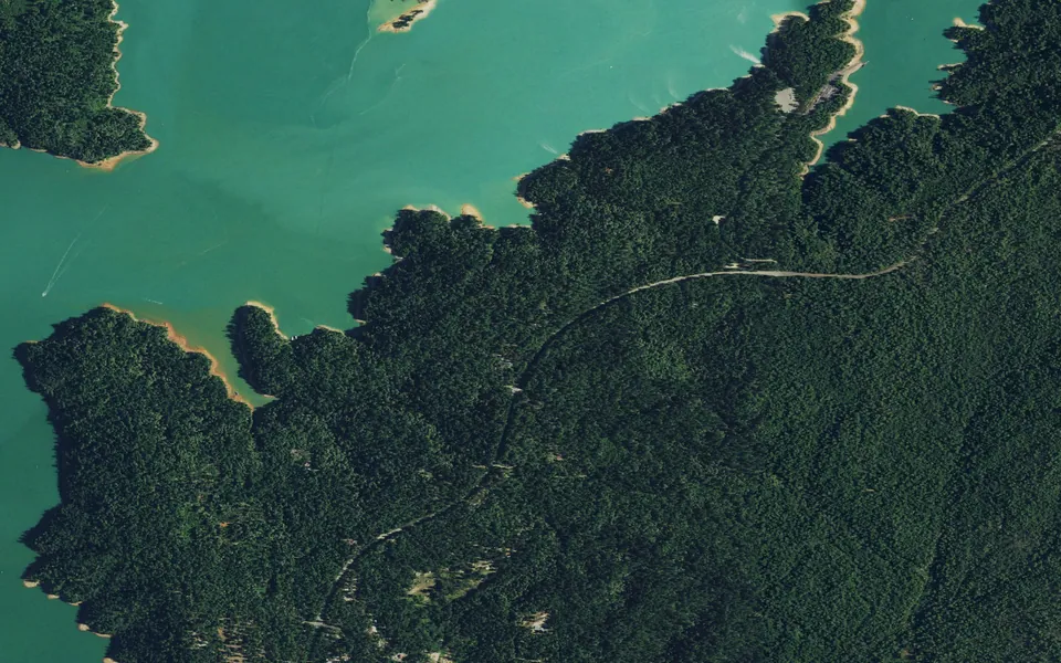 Aerial view centered on Schoolhouse Campground (CA)