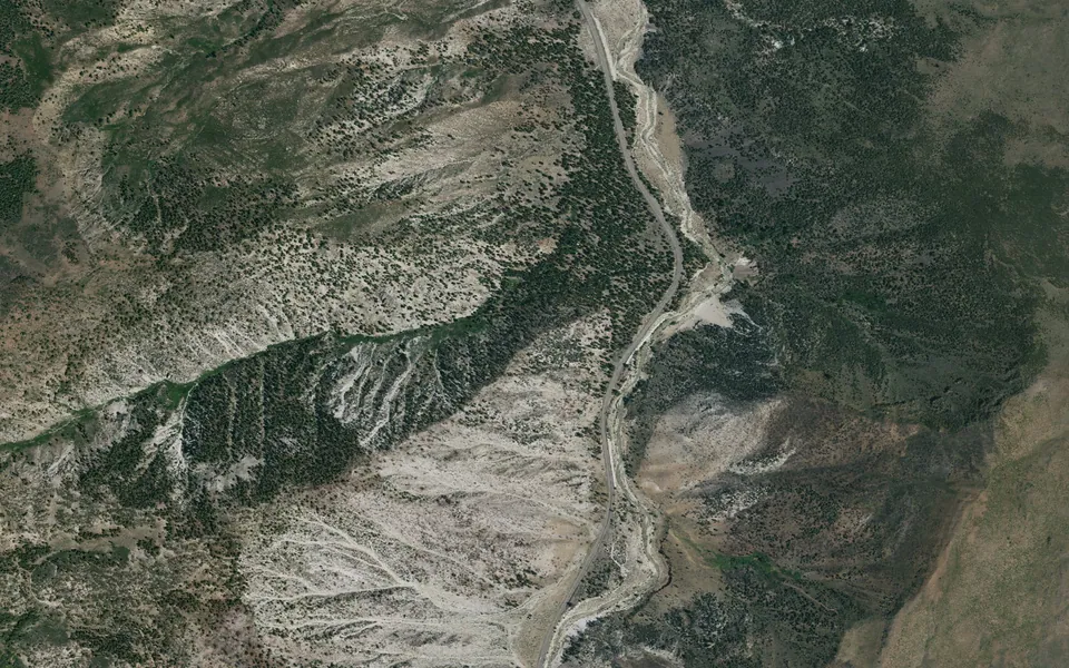 Aerial view centered on Bootleg