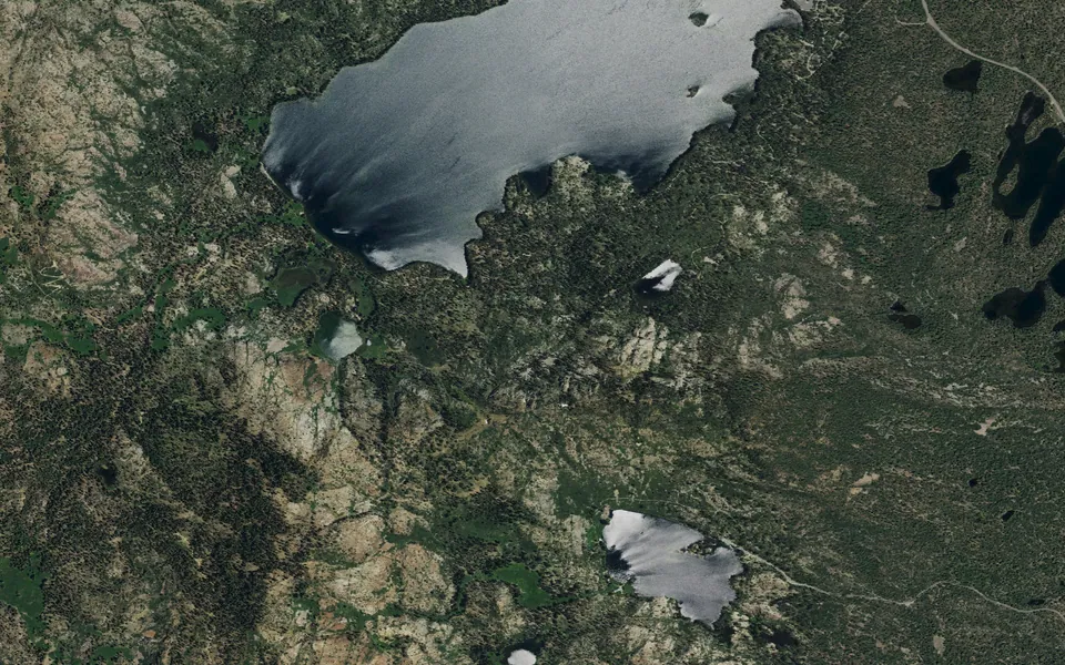 Aerial view centered on Lakes Basin
