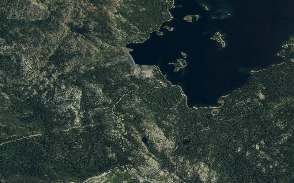 Aerial view centered on Loon Lake