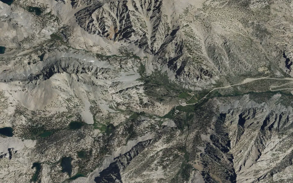 Aerial view centered on Onion Valley