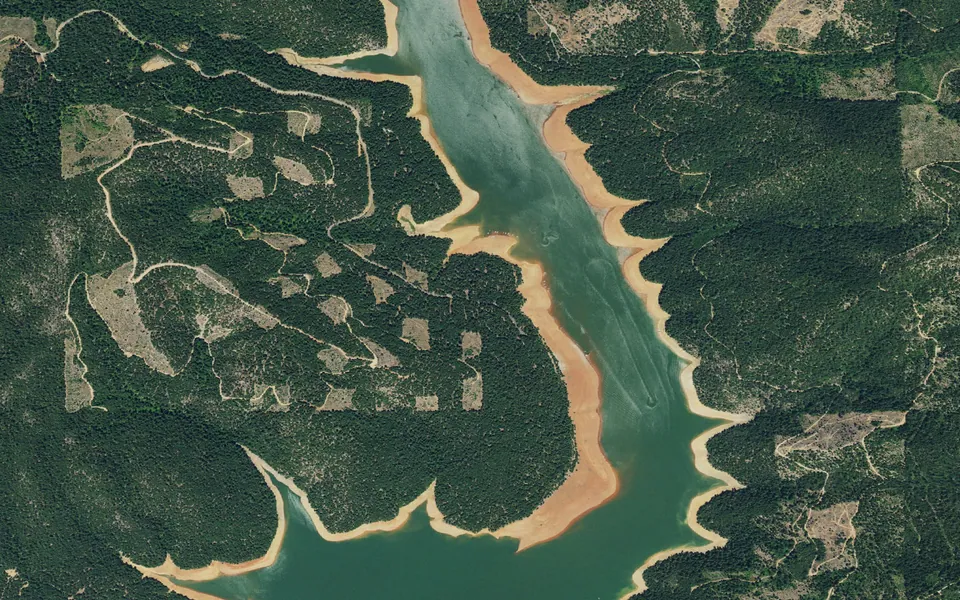 Aerial view centered on Hayward Flat