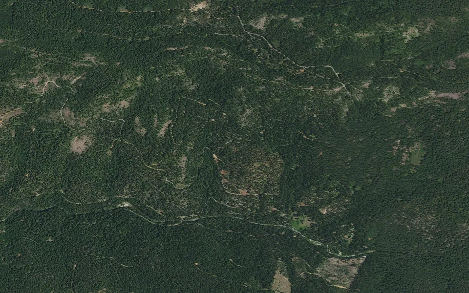 Aerial view centered on Pipi Campground