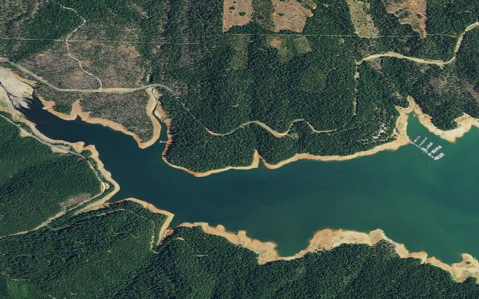 Aerial view centered on Fawn