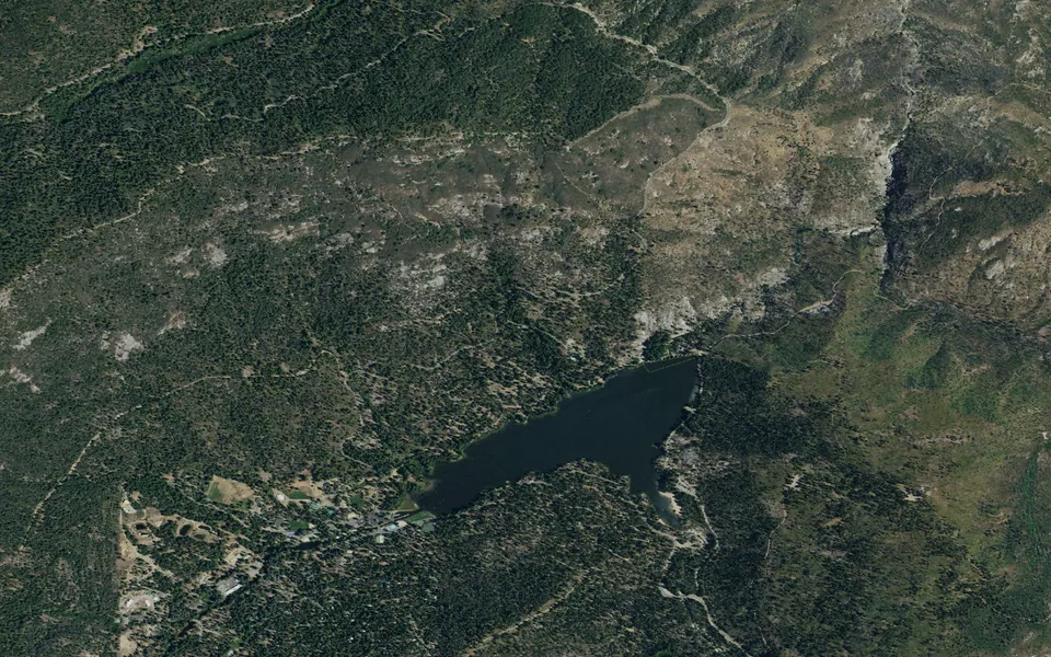 Aerial view centered on Hume Lake