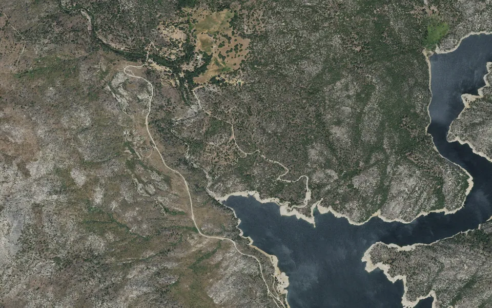 Aerial view centered on Mammoth Pool
