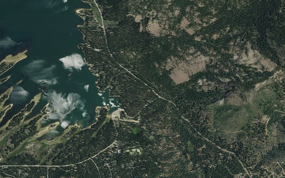 Aerial view centered on Grizzly