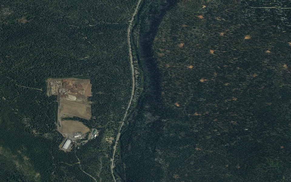 Aerial view centered on Granite Flat (California)