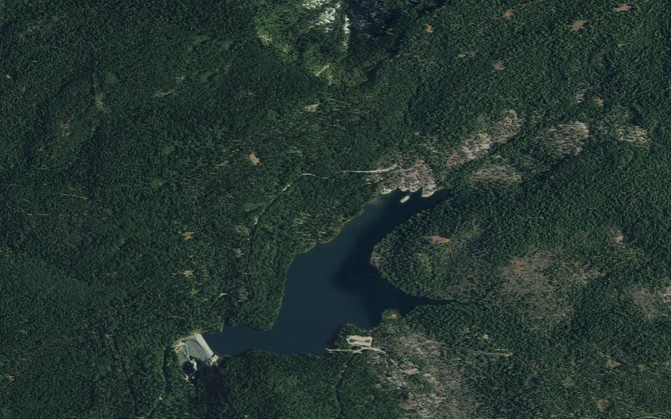 Aerial view centered on Giant Gap