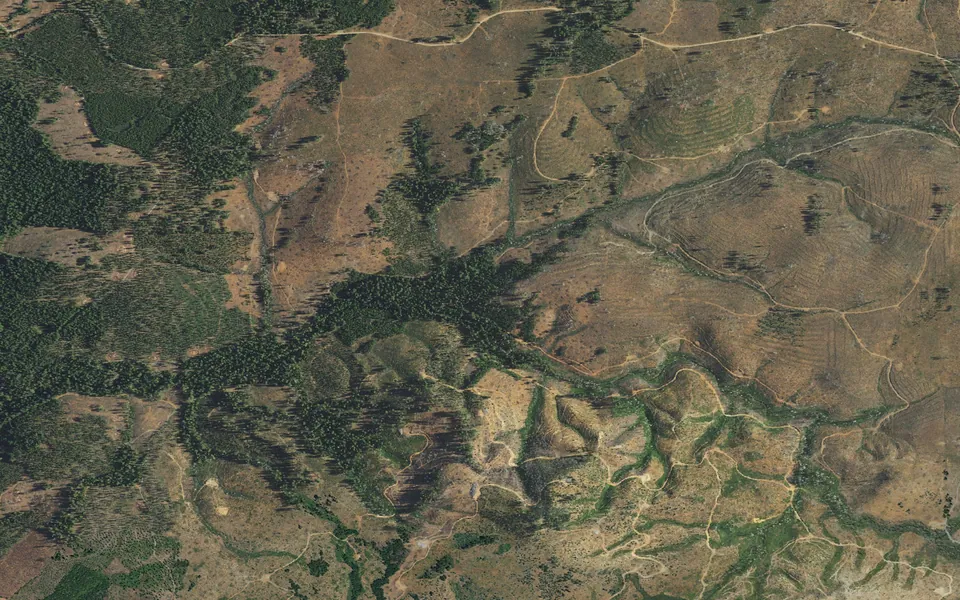 Aerial view centered on Ponderosa Cove Campground