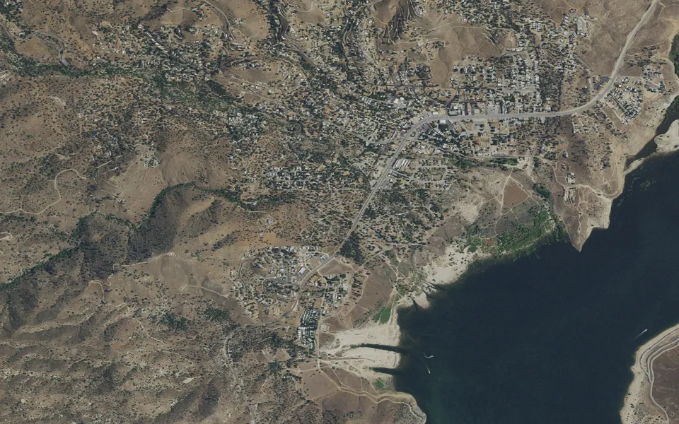 Aerial view centered on Live Oak South