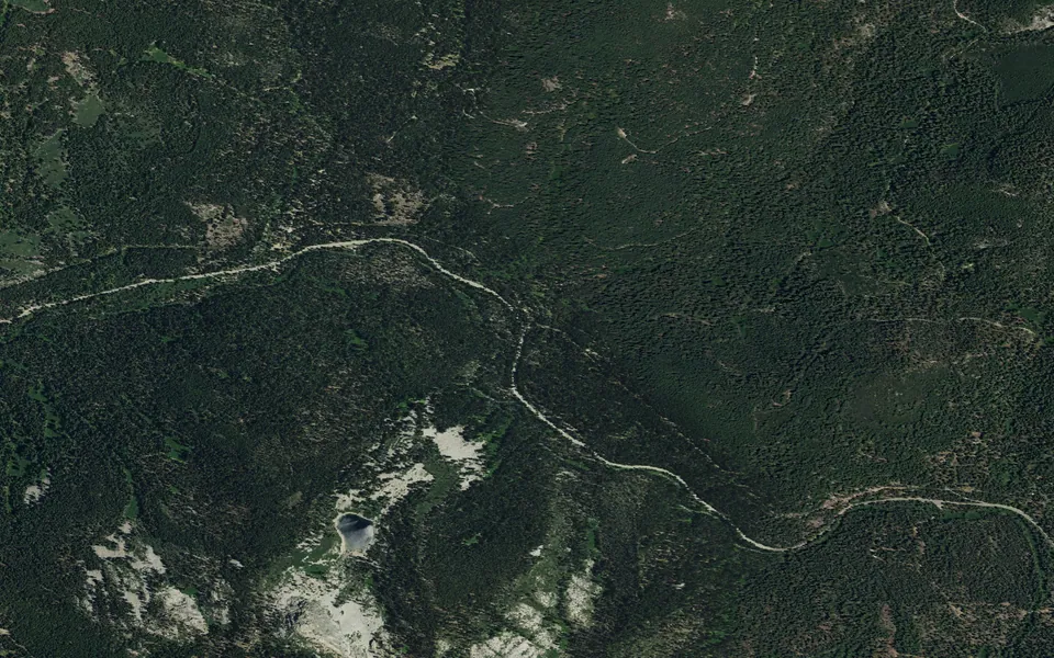 Aerial view centered on Chapman
