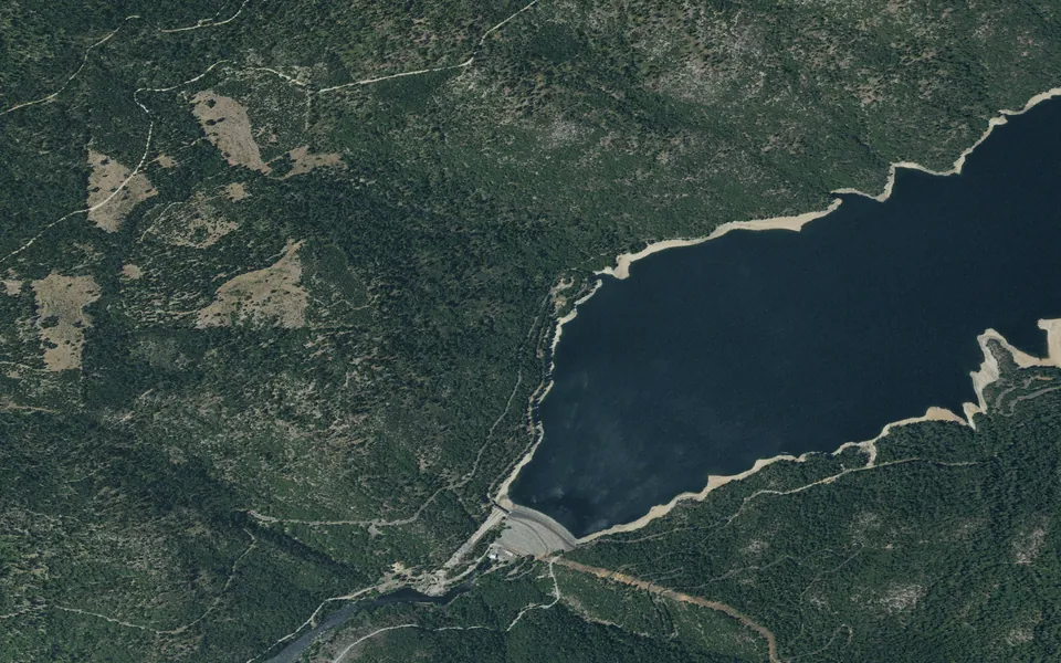 Aerial view centered on Beardsley Dam Campground