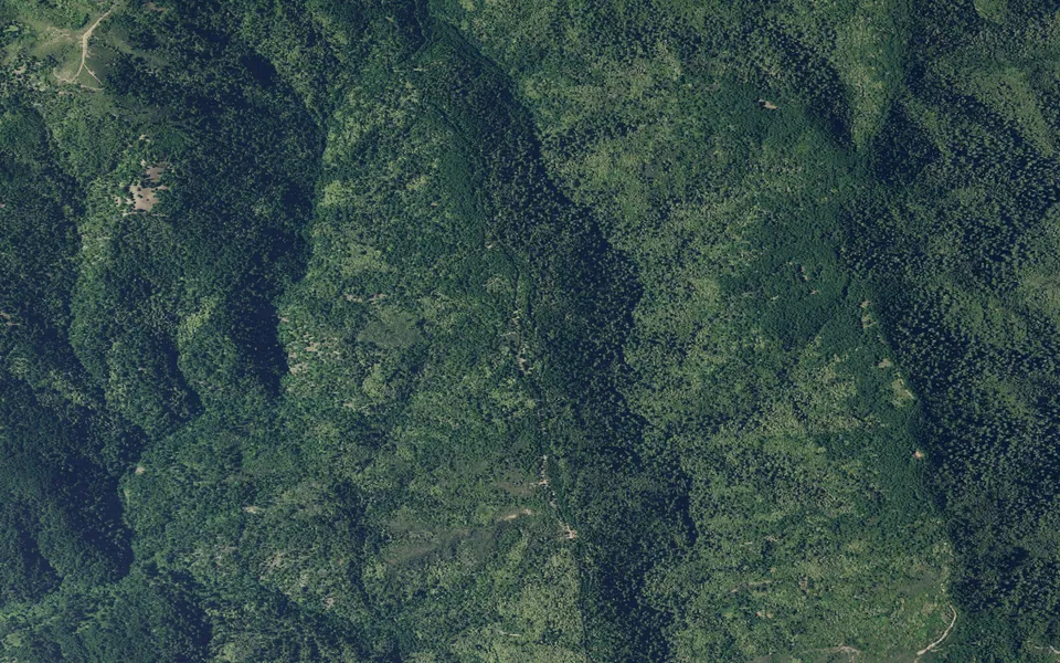 Aerial view centered on Tolkan Campground