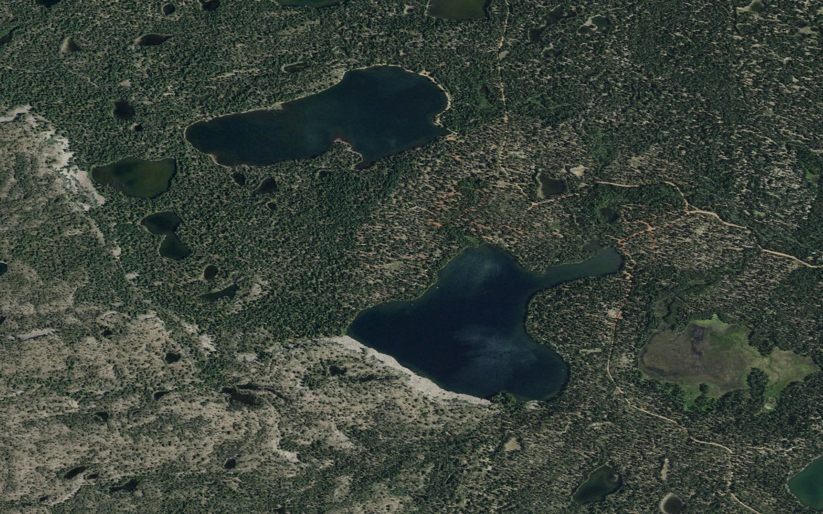 Aerial view centered on Silver Lake camp area