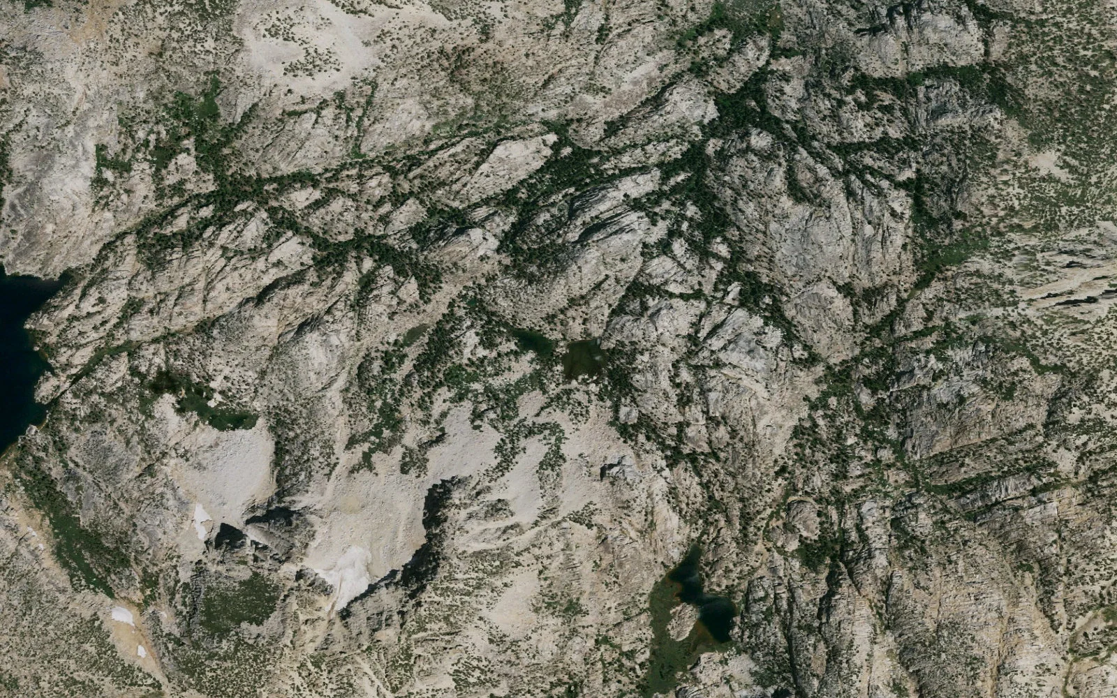 Aerial view centered on Robinson Lakes camp area