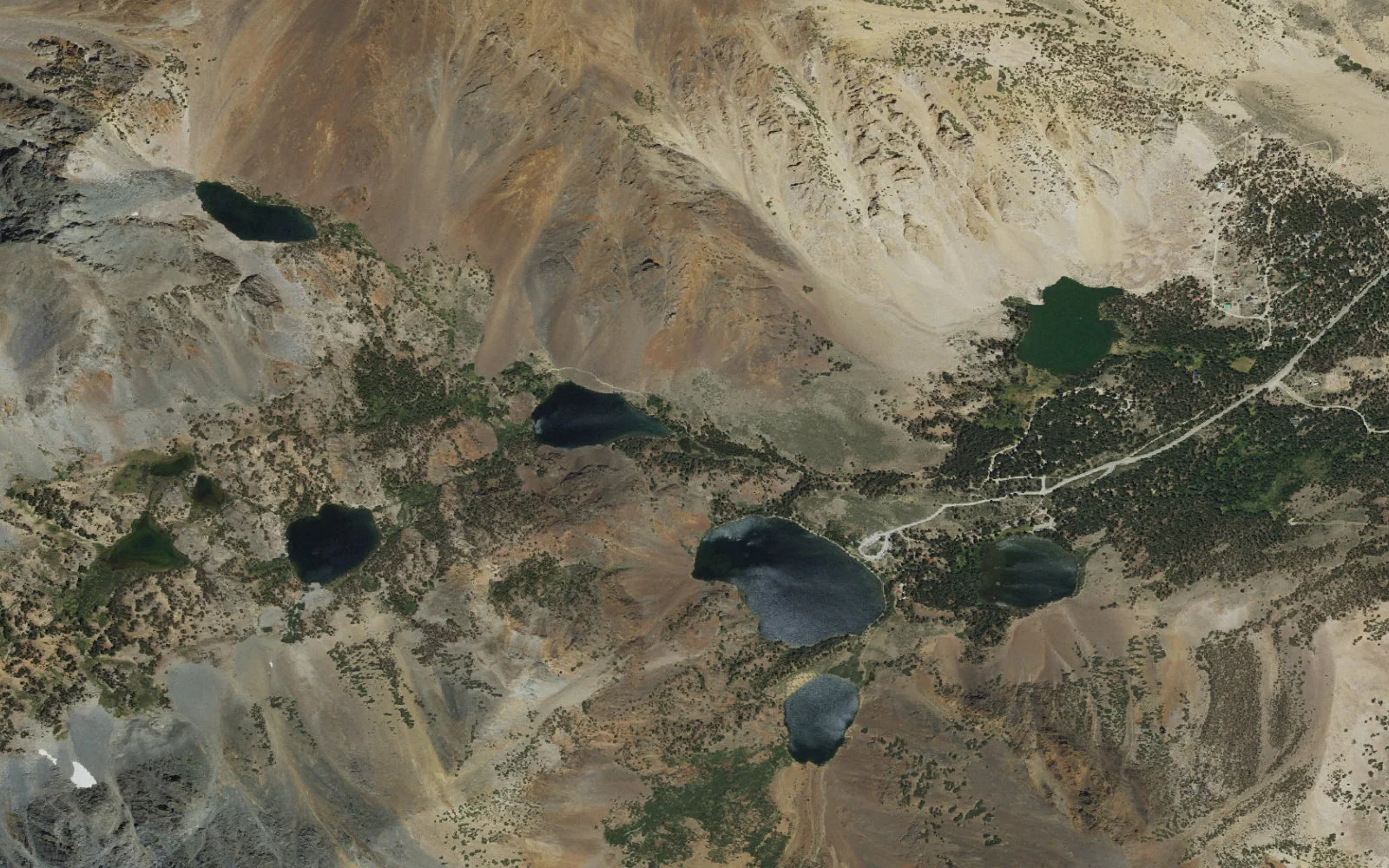 Aerial view centered on Virginia Lakes camp area