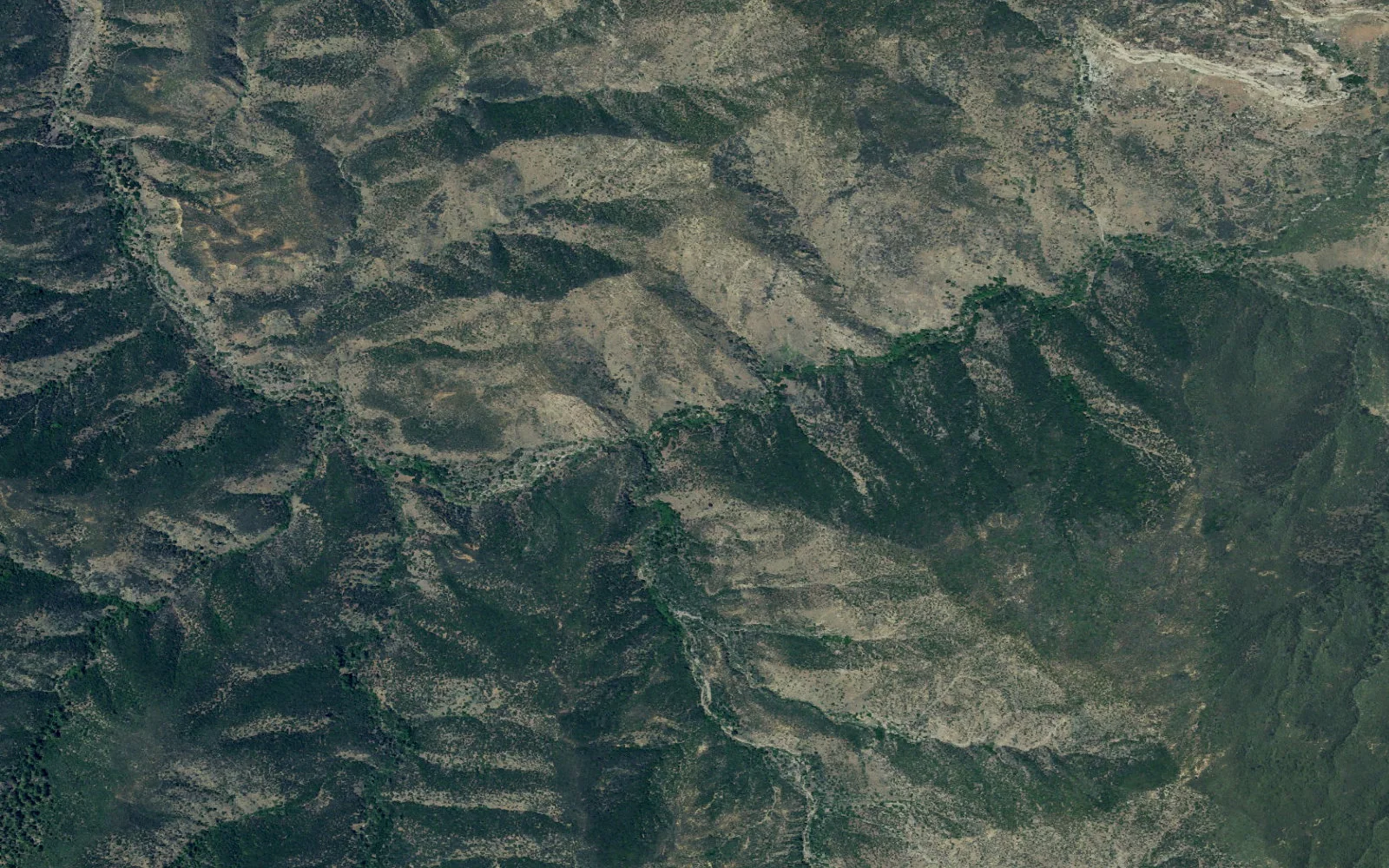 Aerial view centered on Manzana Camp