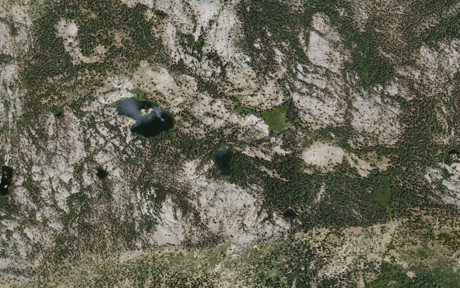 Aerial view centered on Lower Twin Lake camp area