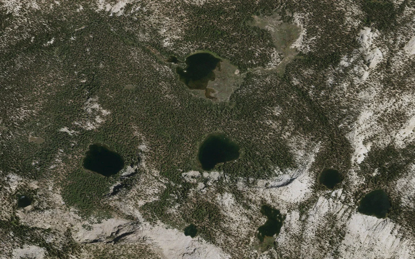 Aerial view centered on South Lake camp area