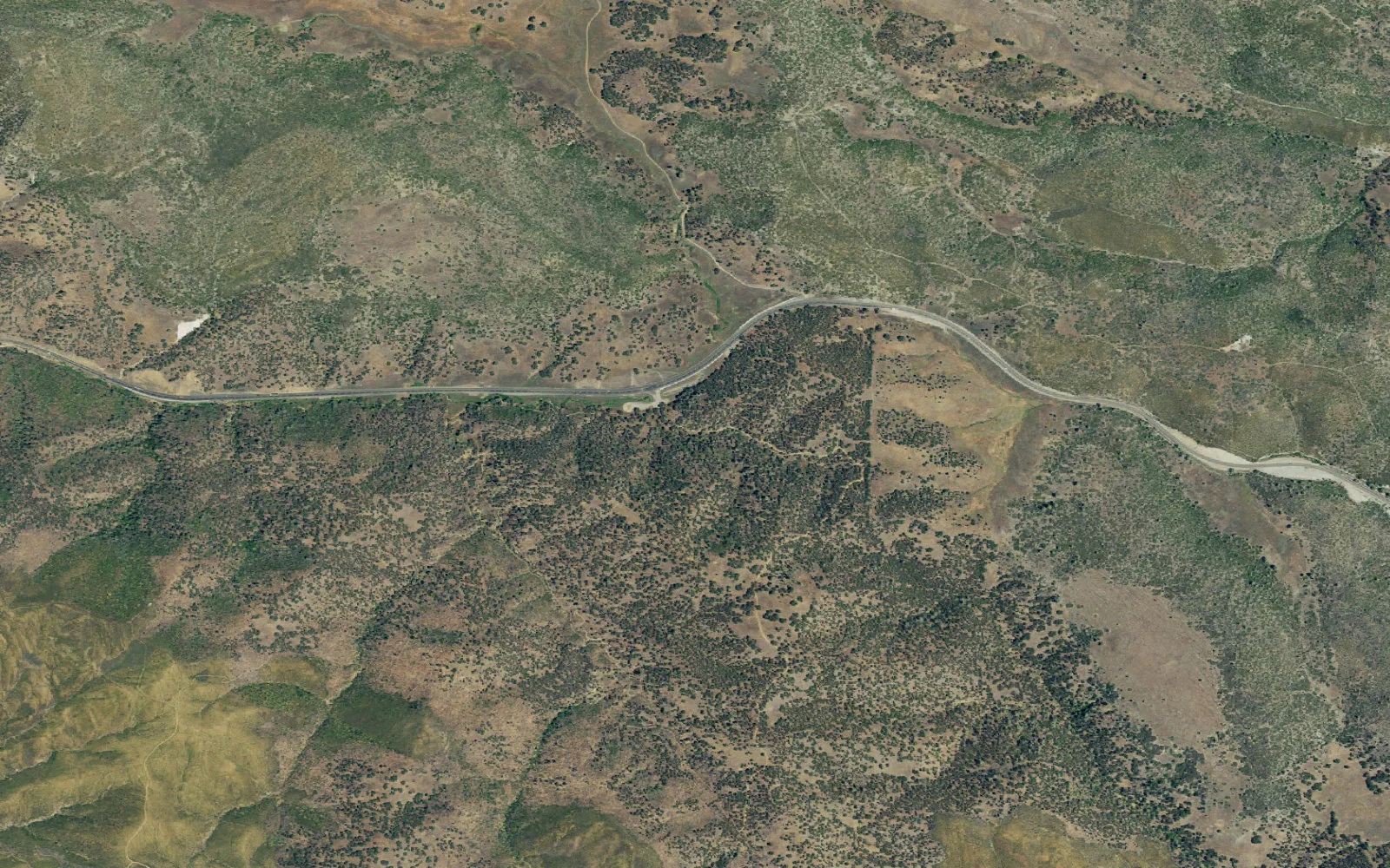 Aerial view centered on Judge Davis Trailhead