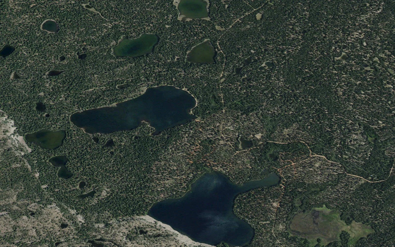 Aerial view centered on Caribou Lake Trailhead