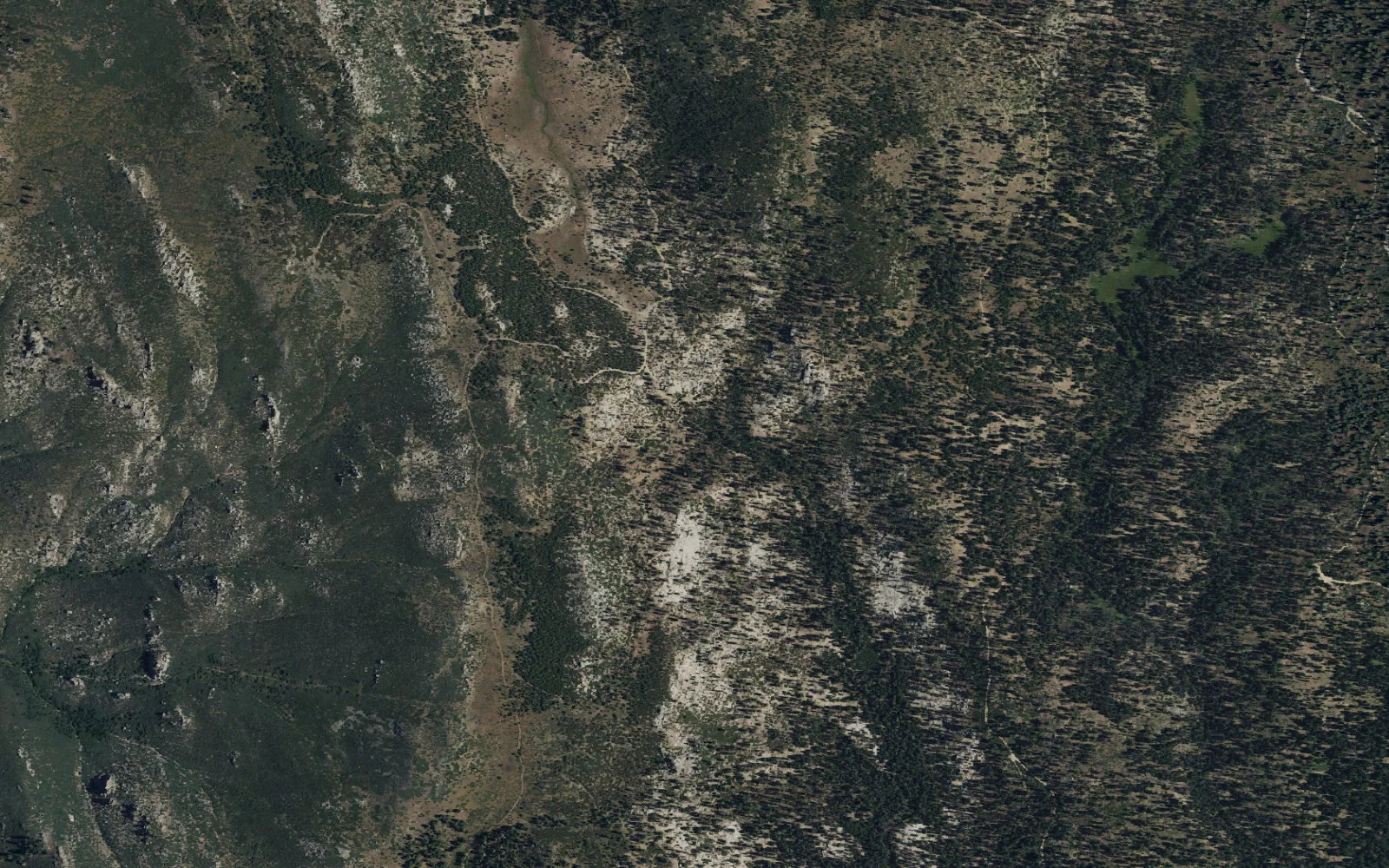 Aerial view centered on Summit Trailhead