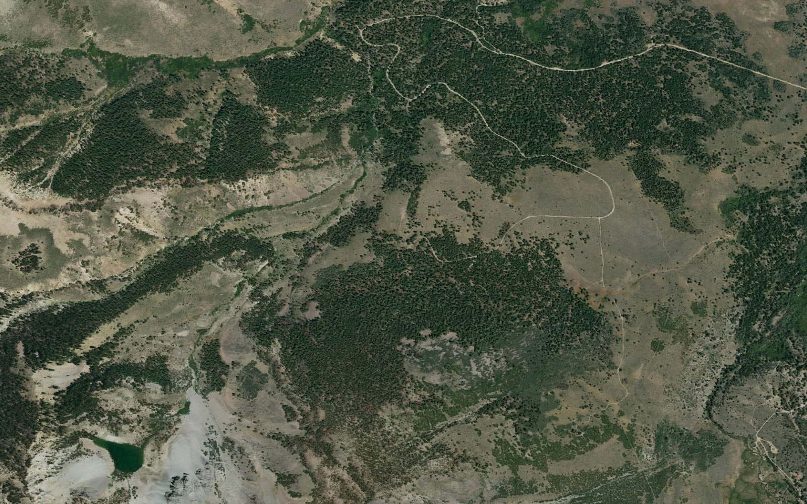 Aerial view centered on Emma Lake Trailhead