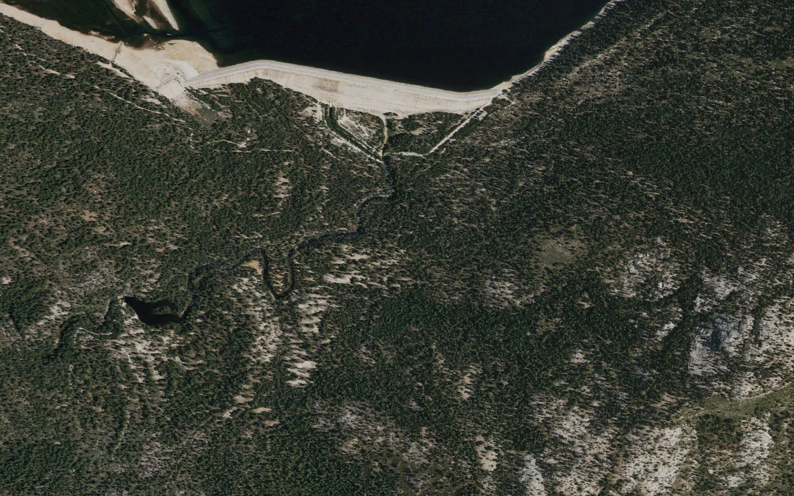 Aerial view centered on Bear Diversion Trailhead