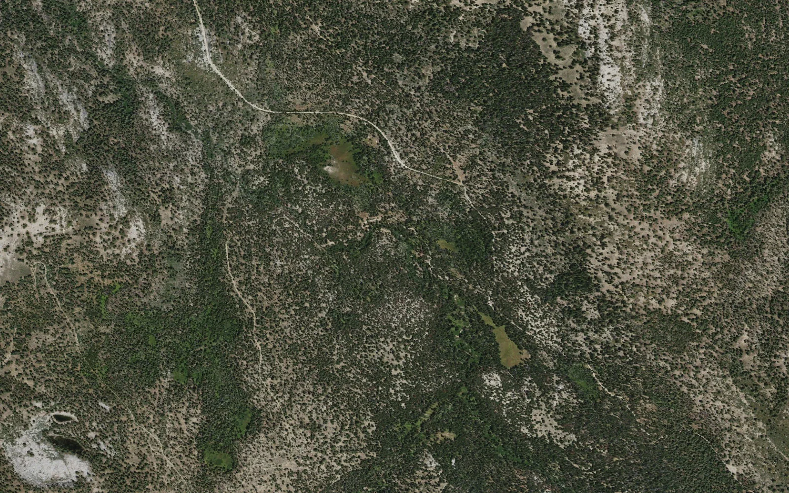 Aerial view centered on Sample Meadow Trailhead