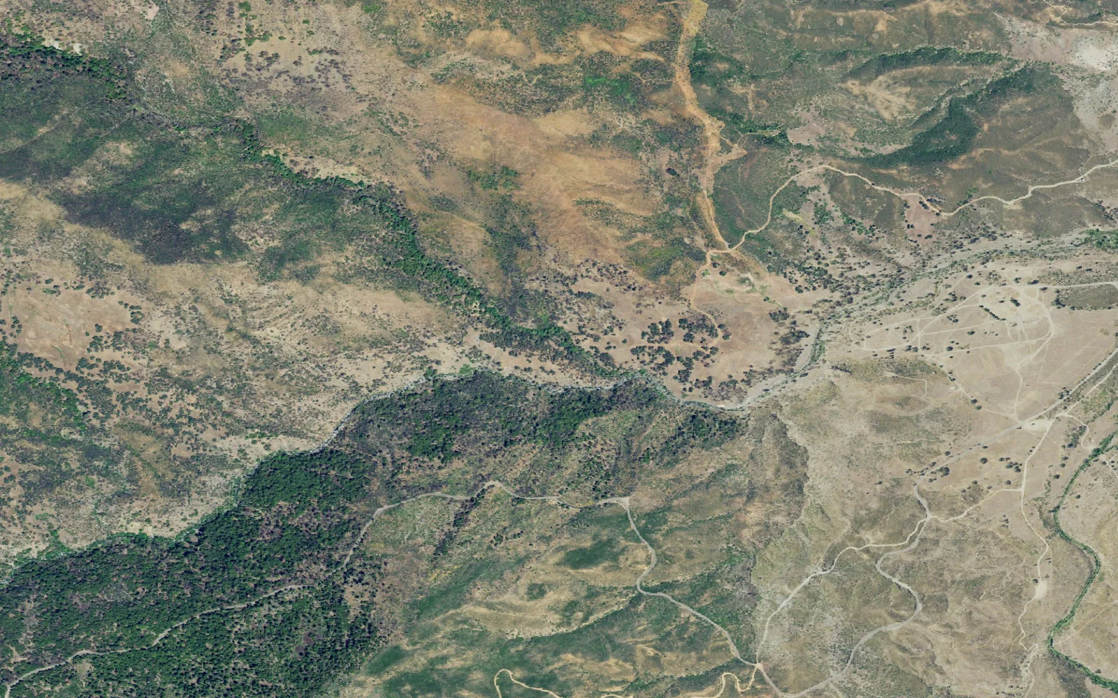 Aerial view centered on Bathhouse Trailhead