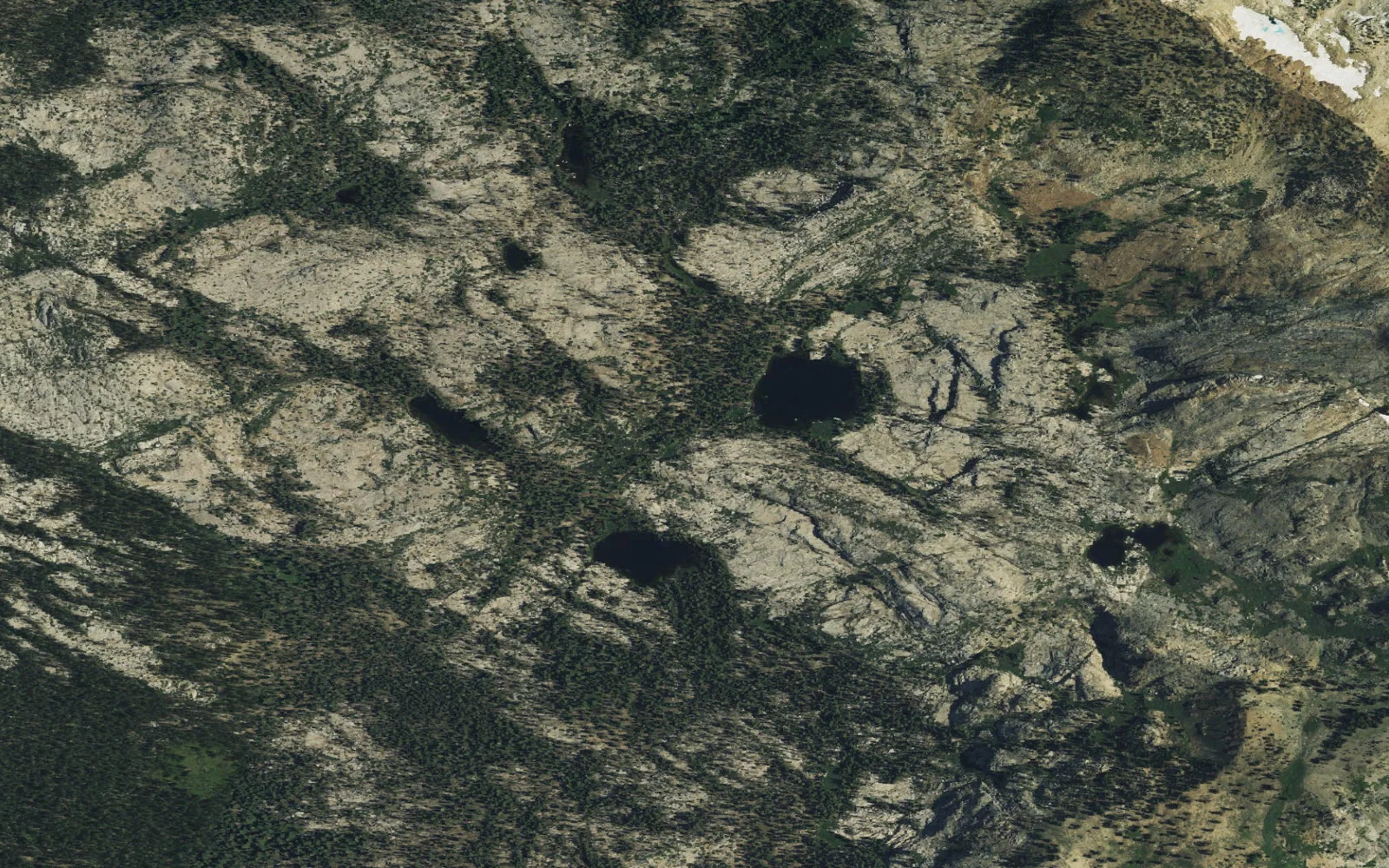 Aerial view centered on Rockbound Lake camp area