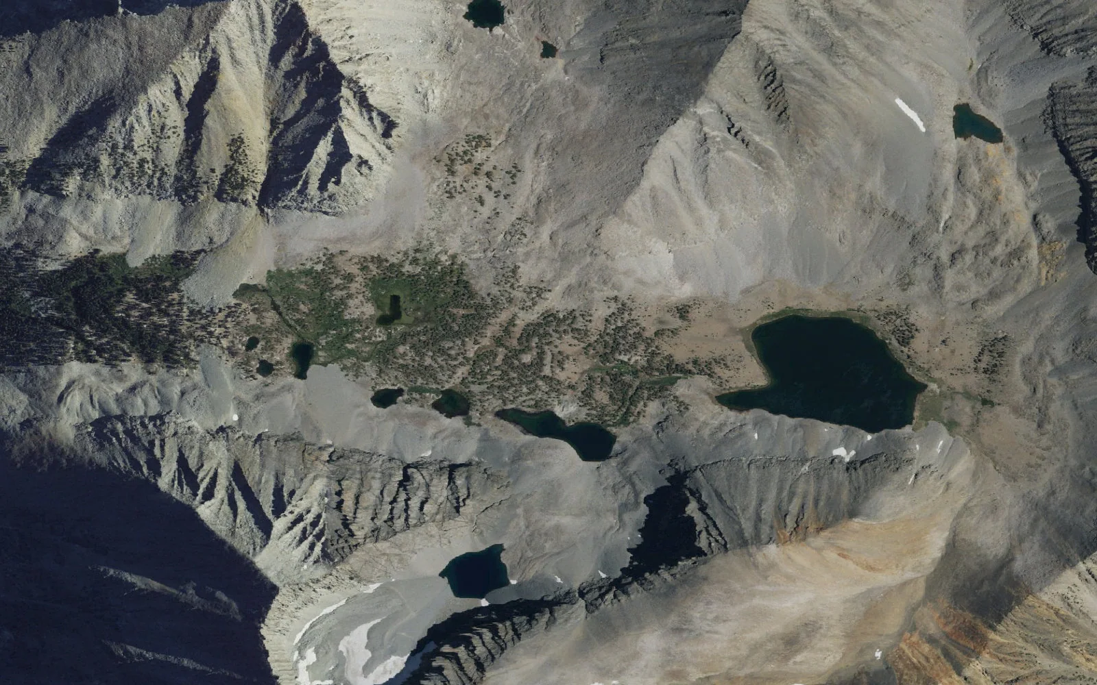 Aerial view centered on Baxter Lakes camp area