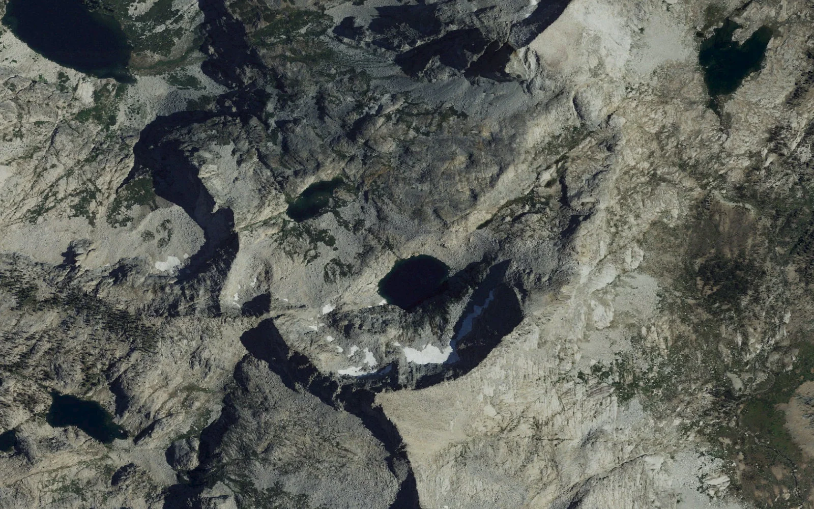 Aerial view centered on Precipice Lake camp area