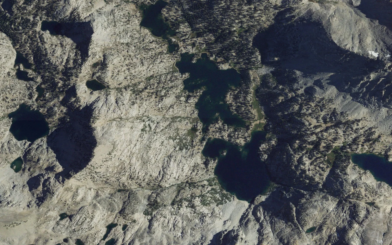 Aerial view centered on Rae Lakes camp area
