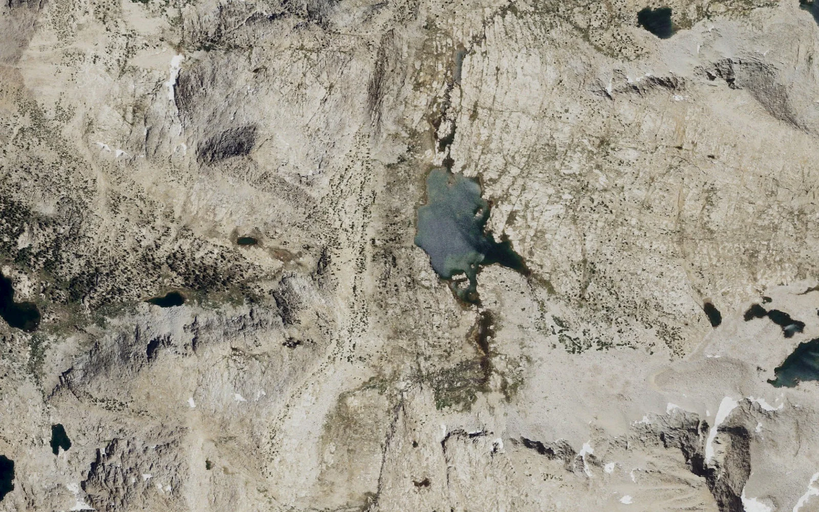 Aerial view centered on Sapphire Lake camp area