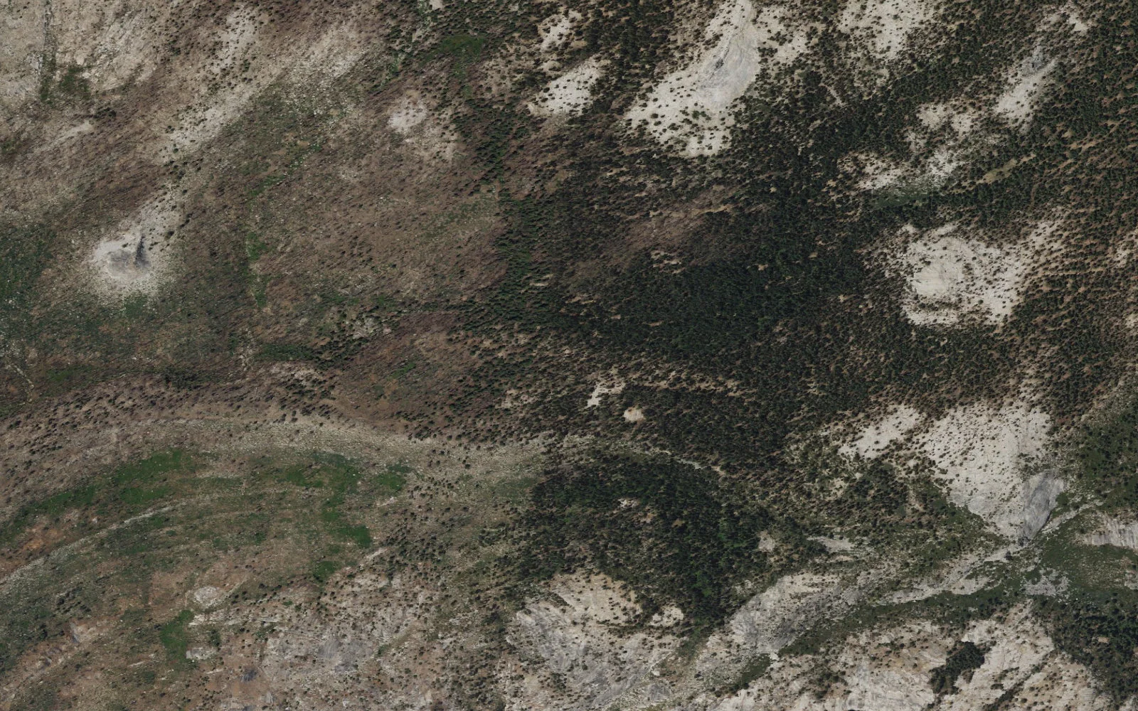 Aerial view centered on Upper Sunrise Creek camp area