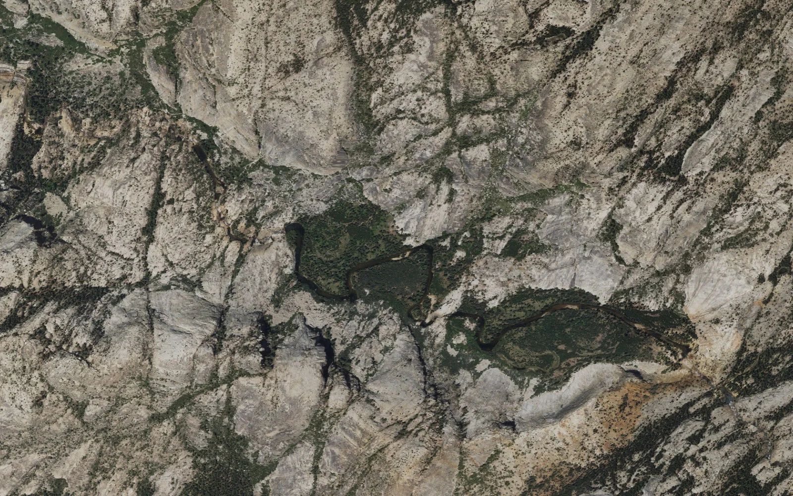 Aerial view centered on Lower Glen Aulin camp area