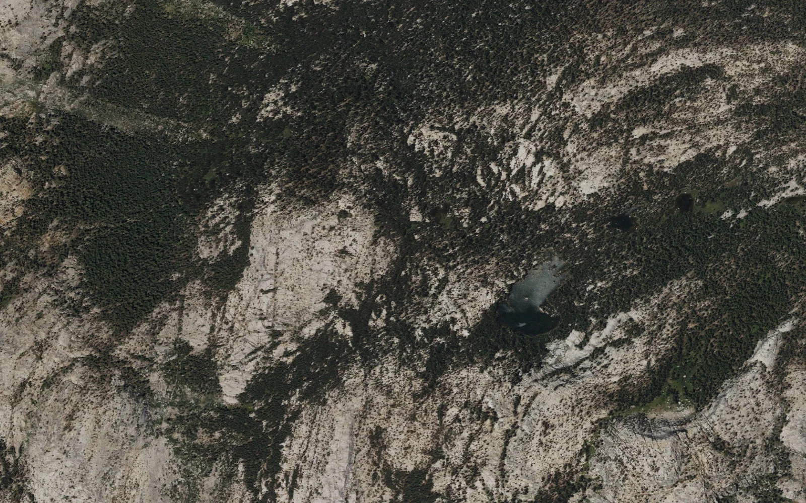Aerial view centered on Polly Dome Lakes camp area