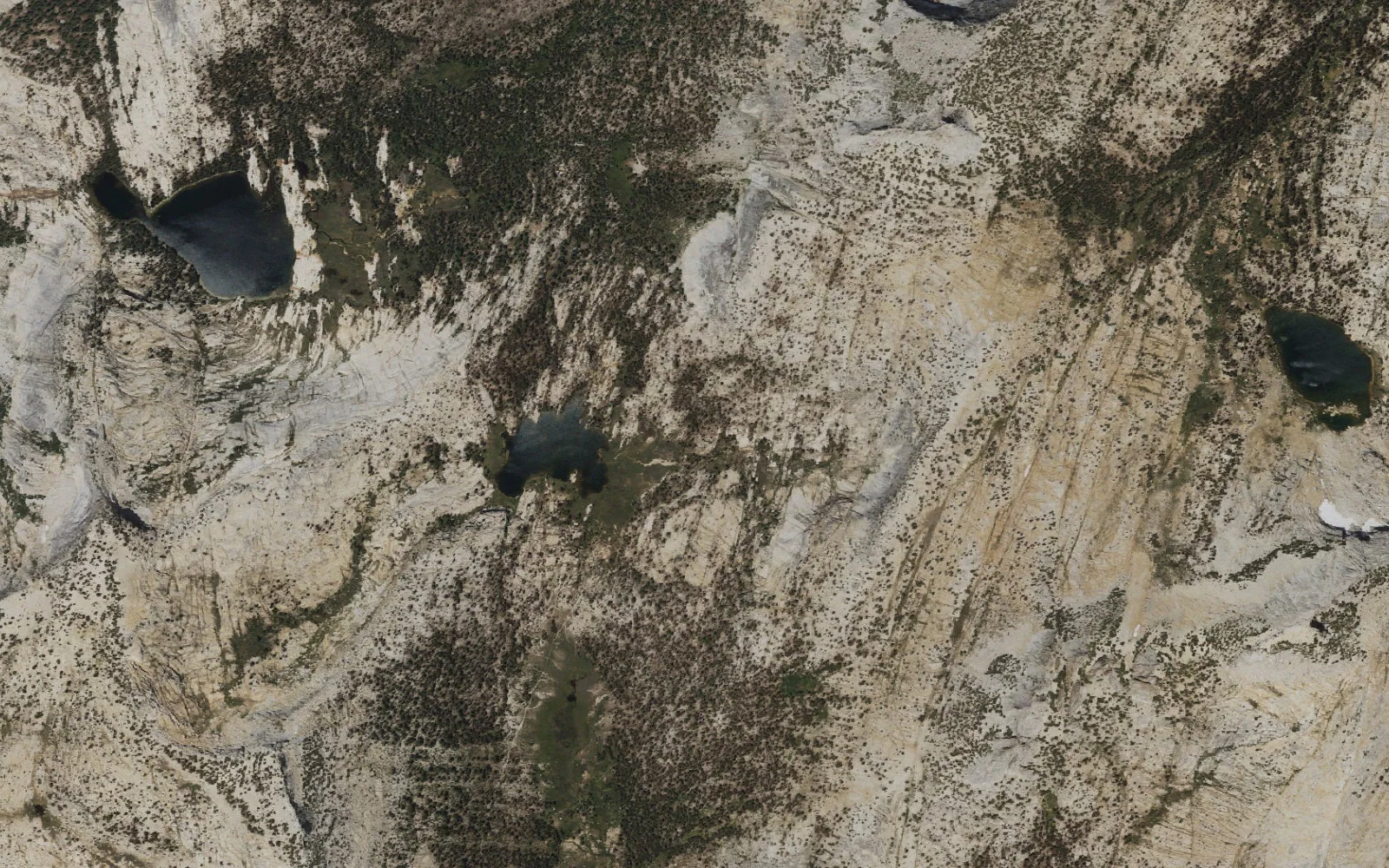 Aerial view centered on Upper Cathedral Lake camp area